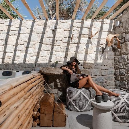 Naxian Serenity Suites Agia Anna  Esterno foto