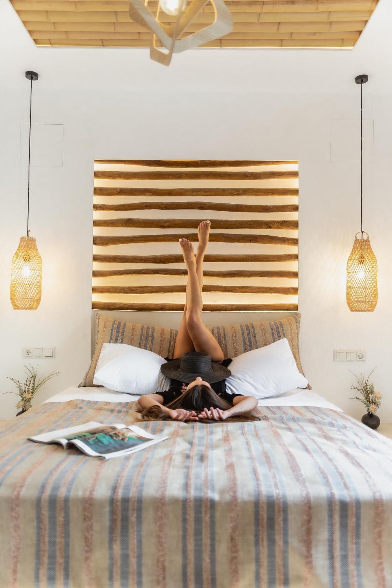 Naxian Serenity Suites Agia Anna  Esterno foto