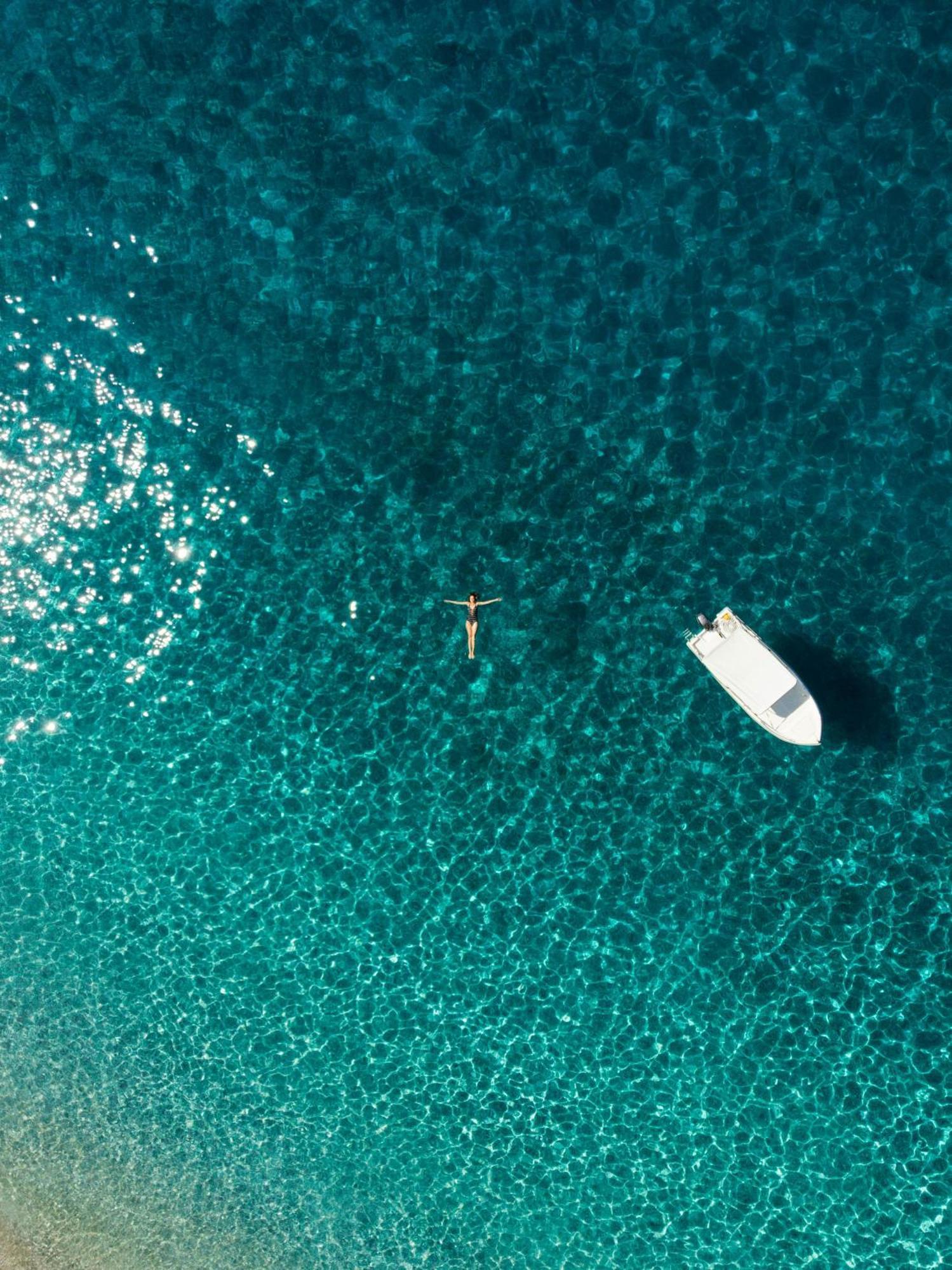 Naxian Serenity Suites Agia Anna  Esterno foto